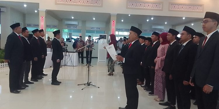 Pilkada 2024, Bawaslu Indramayu Lantik 93 Anggota Panwascam