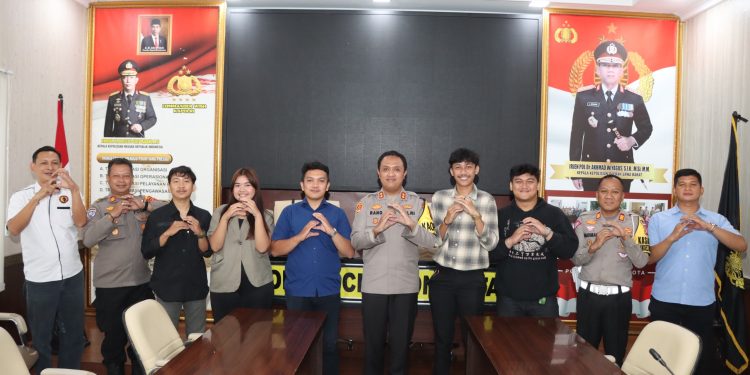 Kapolres Cirebon Kota Terima Kunjungan DPM BEM Universitas Gunung Jati