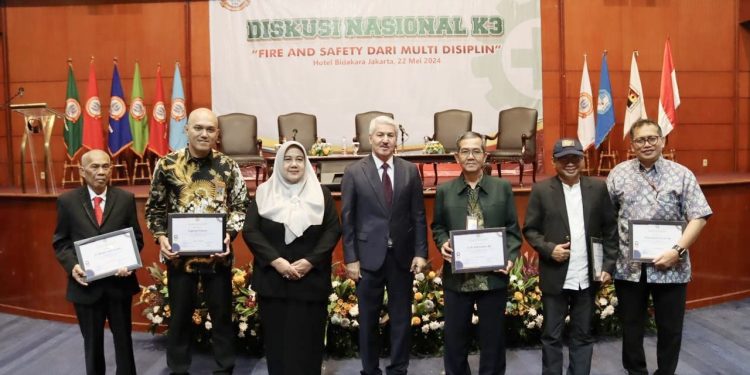 Profesi Dokter Tidak Melulu di Rumah Sakit, dr. Nur M. Marheliansyah, Beri Penjelasan