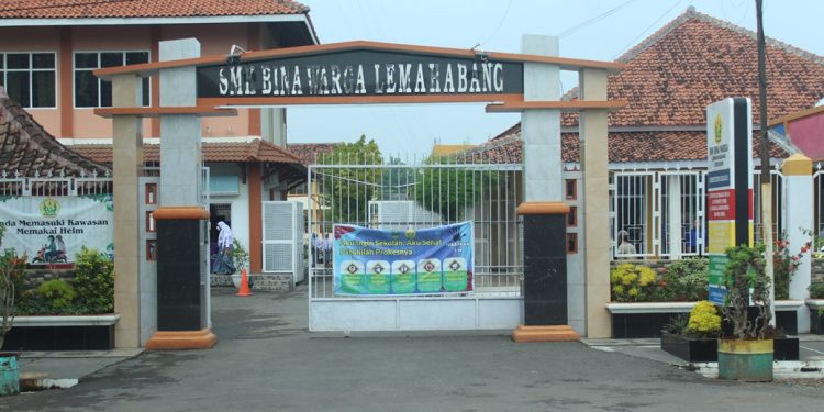 Buruan Daftar ! SMK Bina Warga Lemahabang Gratis Uang Pendaftaran dan Uang Gedung
