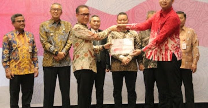 Perkuat Organisasi Di Daerah, OJK Cirebon Gelar Pengukuhan Pimpinan Baru