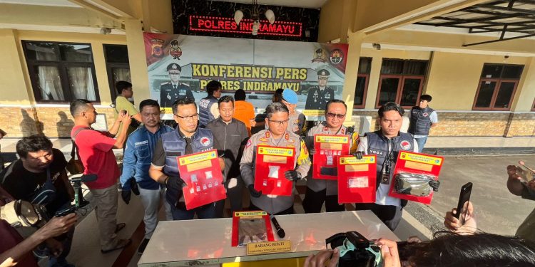 Sering Edarkan Sabu ke Sopir Truk Antar Provinsi, Pria di Indramayu Diringkus Polisi