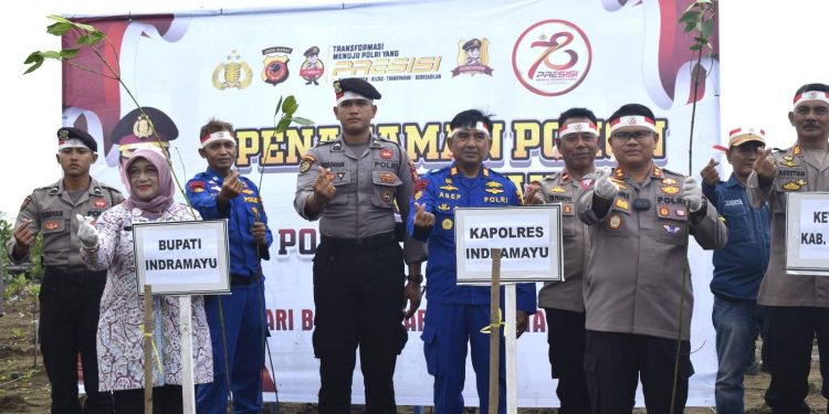 Polres Indramayu Laksanakan Penanaman Pohon