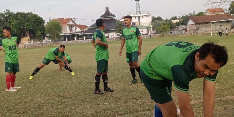 Pertandingan Persahabatan antara tim Sepak Bola , Strecker LTSA Cetak Hattrick , 