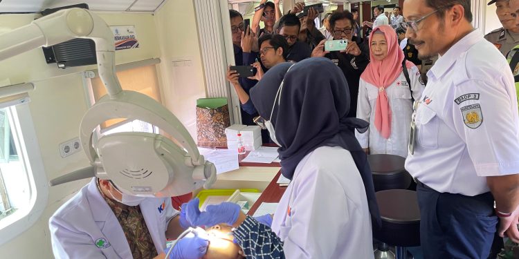 KAI Daop 3 Cirebon Gelar Rail Clinic: Pelayanan Kesehatan Gratis untuk Masyarakat di Sepanjang Jalur Kereta Api