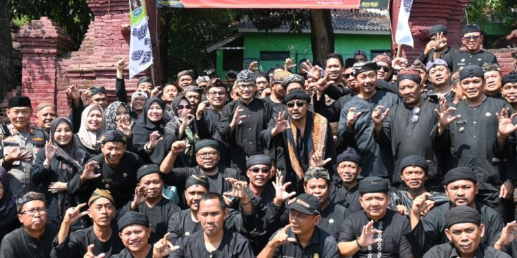 Pj Bupati Cirebon : Acara Haul Untuk Meneladani Mbah Kuwu dalam Membangun Kabupaten Cirebon.