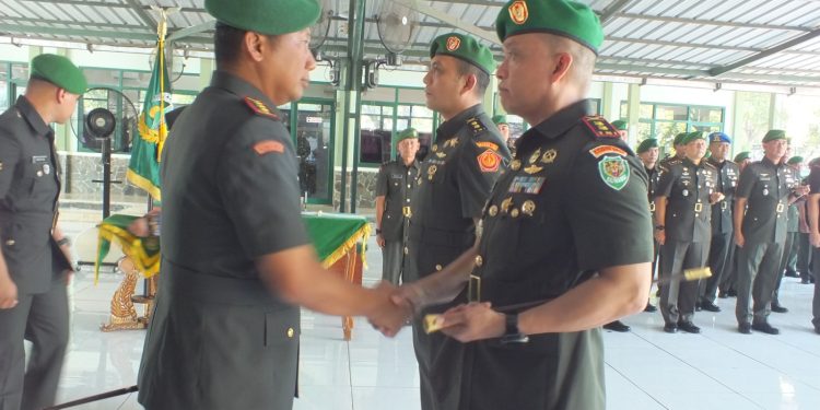 Danrem 063/Sunan Gunungjati Pimpin Sertijab Dandim 0614/Kota Cirebon