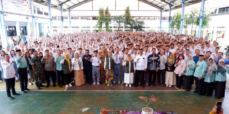 Roadshow Penguatan Ideologi Pancasila di SMA Negeri 1 Kota Cirebon
