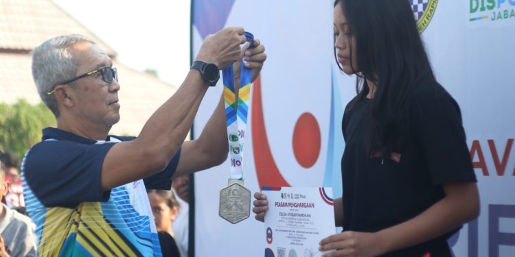 Rekor Renang Catherine Surya Berusia 31 Tahun Terpecahkan di West Java Swimming Series 2024 di Cirebon