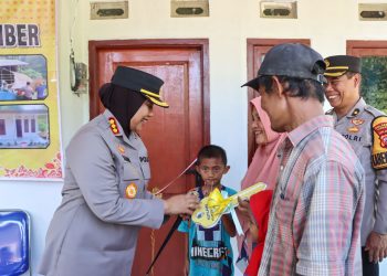 Kapolresta Cirebon dan BJB Sumber Beraksi: Renovasi Rutilahu di Desa Lurah