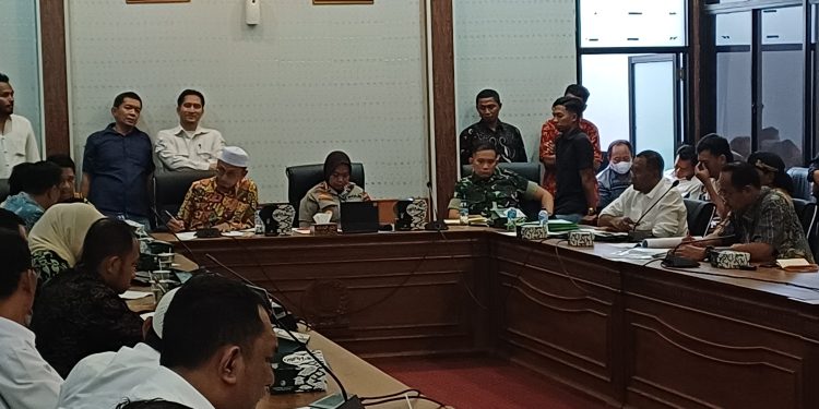 Ketegangan Lahan PLTU II : Hercules Desak Statusquo Selama Proses Penyelesaian