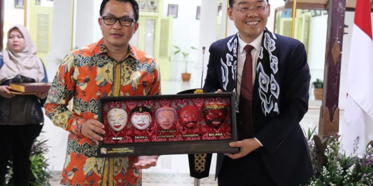 Potensi Kolaborasi Antarbangsa, Cirebon dan YianJiang Rintis Kerjasama Strategis