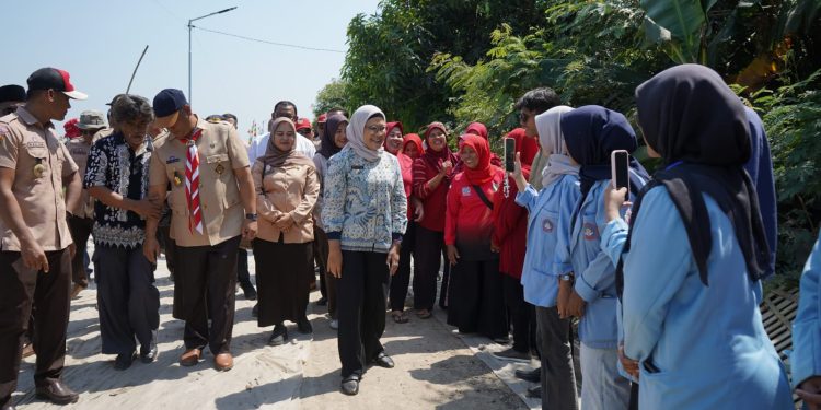 Akhir Penantian Warga Selama 11 Tahun Terselamatkan Olah Bupati Nina Agustina 