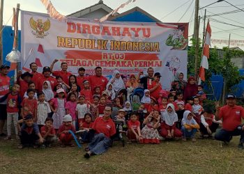 Meriah Penyelenggaraan Lomba Di RT 03 RW 10 Perumahan Telaga Cempaka Permai, Berbagai Lomba Disajikan dan Bertaburan Hadiah Menarik Diberikan 