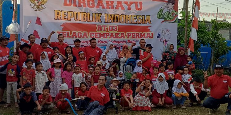 Meriah Penyelenggaraan Lomba Di RT 03 RW 10 Perumahan Telaga Cempaka Permai, Berbagai Lomba Disajikan dan Bertaburan Hadiah Menarik Diberikan 