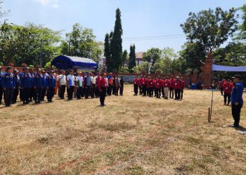Kompetisi Keterampilan Pemadam Kebakaran Memeriahkan HUT Ke-79 RI di Cirebon