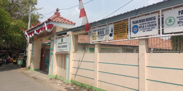 Wow, Ada Dugaan Pungutan Liar Rp 2,5 Juta per Siswa di MTsN 4 Cirebon 