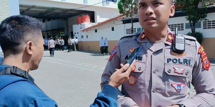 Cukup Banyak Pelanggaran, Satlantas Polresta Cirebon Gelar Operasi di Jalan Raya Cipeujeuh Wetan