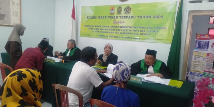 Sidang Isbat Terpadu Tahun 2024 Mengesahkan 8 Pasang Pasutri Warga Desa Jemaras Kidul