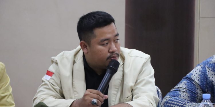 Raden Muchamad Fajri Fantara Surakusuma,. S.H Ketua DPC Permahi Cirebon Raya Dan Ketua Relawan Abe Bae