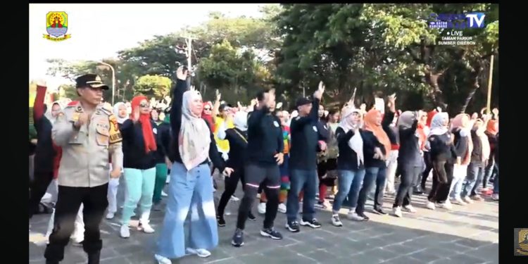Senam Massal Cirebon: Langkah Tegas Lawan Rokok Ilegal