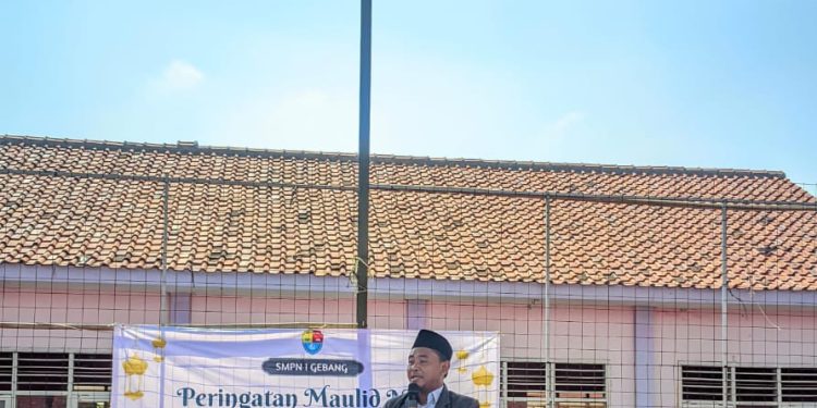 Siswa-siswi SMPN 1 Gebang Antusias Ikuti Maulid Nabi Muhamad SAW