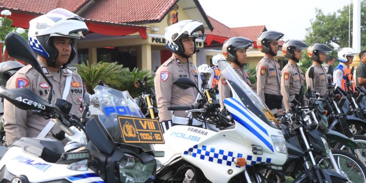 Gelar Pasukan OZL 2024,  Polres Indramayu Turunkan Puluhan Personil