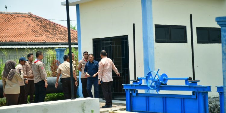 Antisipasi Banjir: Pjs. Bupati Indramayu Gercep Pantau Drainase dan Operasi Pompa Air