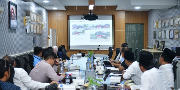 Pjs Bupati Indramayu Gelar Rapat Persiapan Adipura Tahun 2024