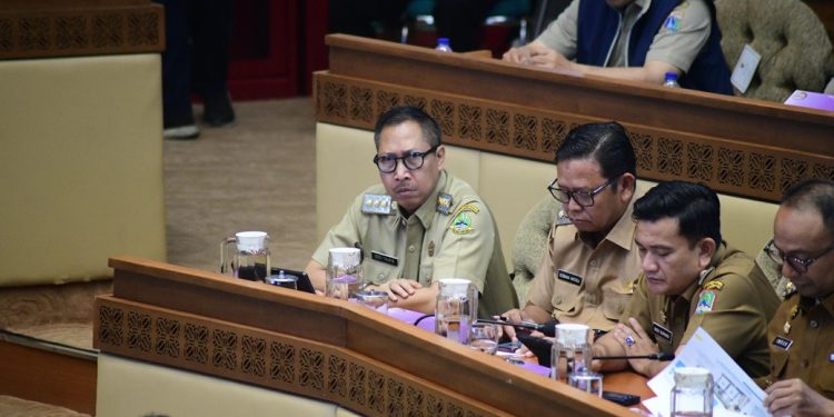 Jelang Pilkada Pjs. Bupati Indramayu Hadiri Dengar Pendapat Yang Digelar Komisi II DPR RI 