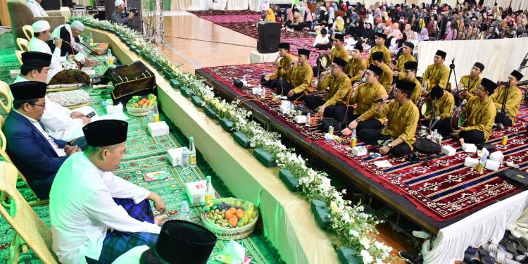 HUT ke- 7 PT KPI, Ratusan Jama’ah Hadiri Kilang Balongan Bersholawat 