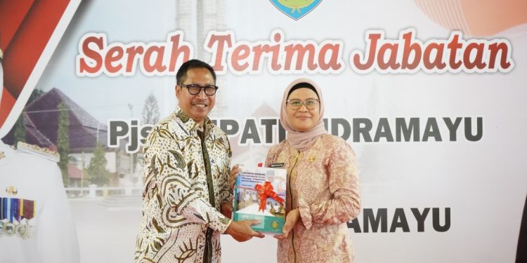 Nina Agustina Kembali Jabat Bupati Indramayu