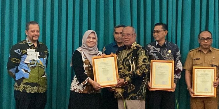 Indramayu Raih Penghargaan Swasti Saba Kata Gori Wiwerda 