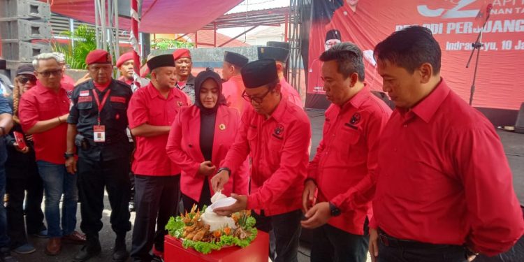 DPC PDIP Indramayu Gelar HUT ke-52, Ruslandi: Api Perjuangan Demokrasi Partai Tetap Menyala