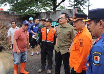 Banjir di Kabupaten Cirebon: Ribuan Warga Terdampak, Pemkab Langsung Lakukan Penangana
