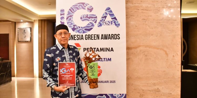 Program Gagak Winangsih RU VI Raih Penghargaan Indonesia Green Award 2025
