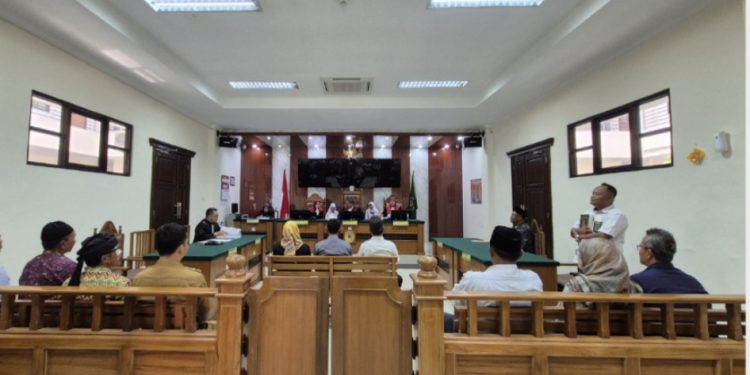 Kepala Desa Karanganyar Dijatuhi Hukuman Pidana oleh Pengadilan Negeri Sumber