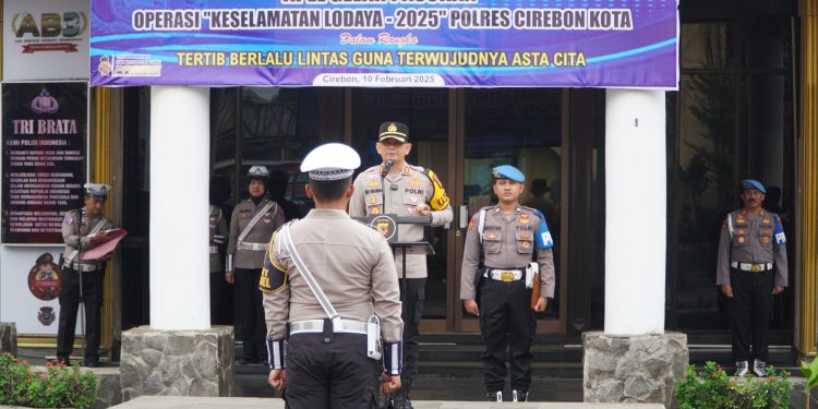 Polres Cirebon Kota Gelar Apel Ops Keselamatan Lodaya 2025: Tertib Lalu Lintas Demi Asta Cita