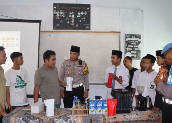 Polresta Cirebon Berikan Pelatihan Ekonomi Kreatif “Pelatihan Barista” Kepada Santri Ponpes Al Jauhariyyah