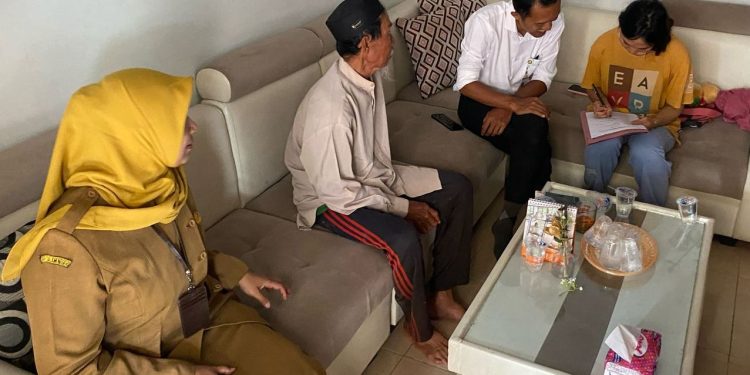 Sempat Viral Minta Bantuan Presiden, Wanita Asal Indramayu Korban Modus Pesanan Pengantin, Kini Pulang