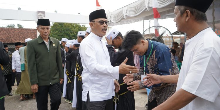 Bahas 3 Permasalahan Masyarakat, Wabup Syaefudin Buka Bahtsul Masail MUI Kabupaten Indramayu