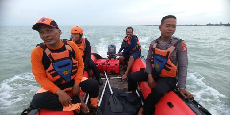 Polytama Beri Dukungan Untuk Tim Gabungan dalam Pencarian Nelayan Hilang di Perairan Limbangan