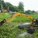 Terjunkan Dua Excavator, Untuk   Pengangkatan Eceng Gondok di Sungai Tjimanoek