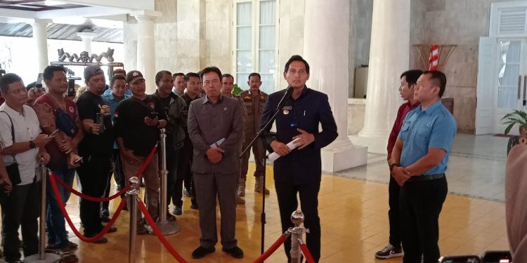 Imbas Kualitas Air Kurang Baik, Bupati Indramayu Akan Berikan Kompensasi ke Pelanggan
