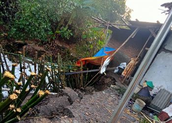 Longsor Jalan Blender Meluas Dan Satu Rumah Terancam Amblas