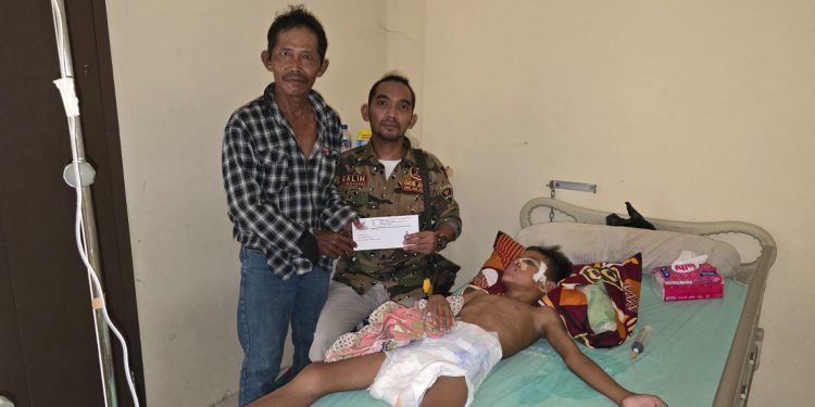 Peduli Sesama, Grib Jaya Cirebon Bantu Anak Sebatang Kara Asal Ujunggebang