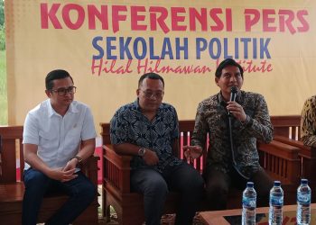 Sekolah Politik Angkatan IV, Bupati Lucky Hakim Sampaikan Tiga Aspek Pembangunan 2025-2029
