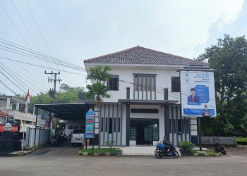 Warga Geram, Pemdes Sedong Kidul Liburan Piknik Ke Guci Tegal Ditengah Efisiensi Anggaran