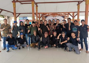 Ratusan Warga Gruduk Kantor Desa, Desak Kepolisian dan Kejaksaan Periksa Pemdes Ciawijapura