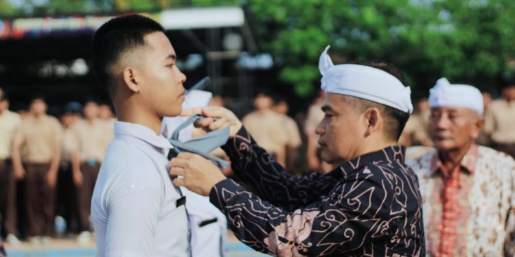 Pelepasan Ratusan Siswa SMAN 1 Karangwareng Berlangsung Sederhana dan Haru